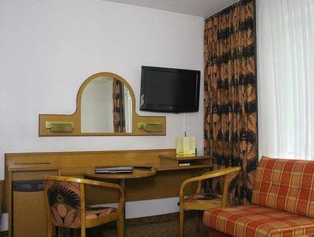 Hotel Atrium Берлин Экстерьер фото